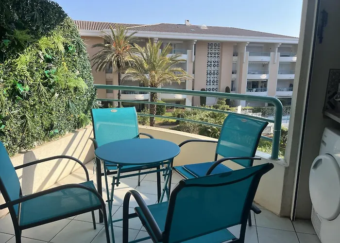 Port Frejus, Le Cesaree, Exceptionnel T3 Apartment *