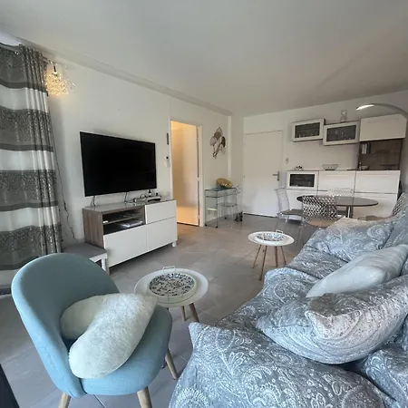 Апартаменты Port Frejus, Le Cesaree, Exceptionnel T3 *