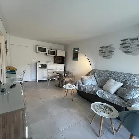 Port Frejus, Le Cesaree, Exceptionnel T3 Апартаменты Фрежюс