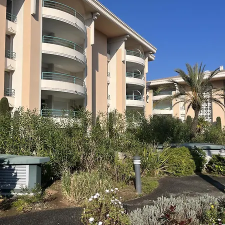 Port Frejus, Le Cesaree, Exceptionnel T3 Апартаменты *
